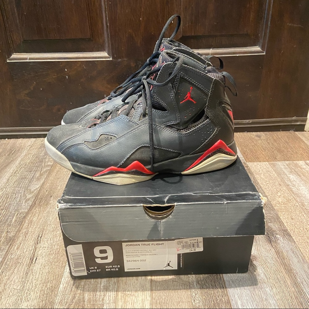 Jordan True Flight (Black Gym Red) - Picture 5 of 8